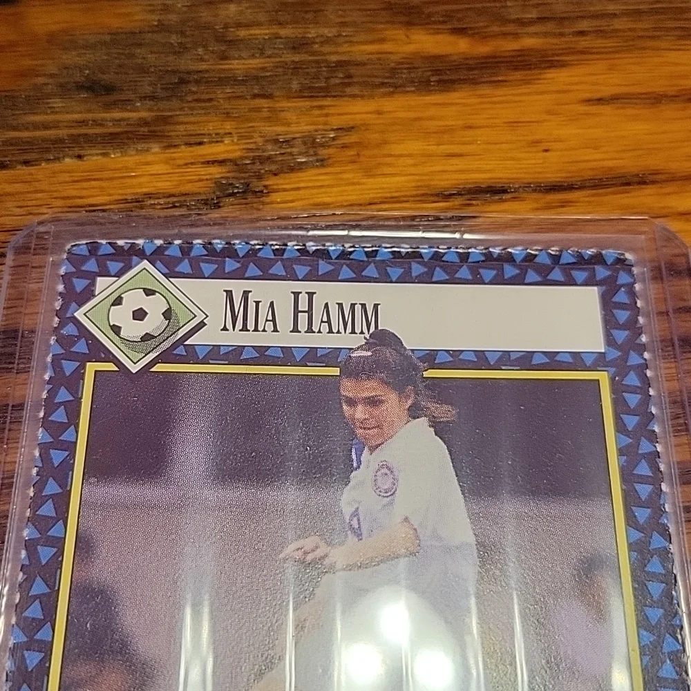 1992 Sports Illustrated for Kids Mia Hamm Rookie Card #71 - Picture 3 of 4